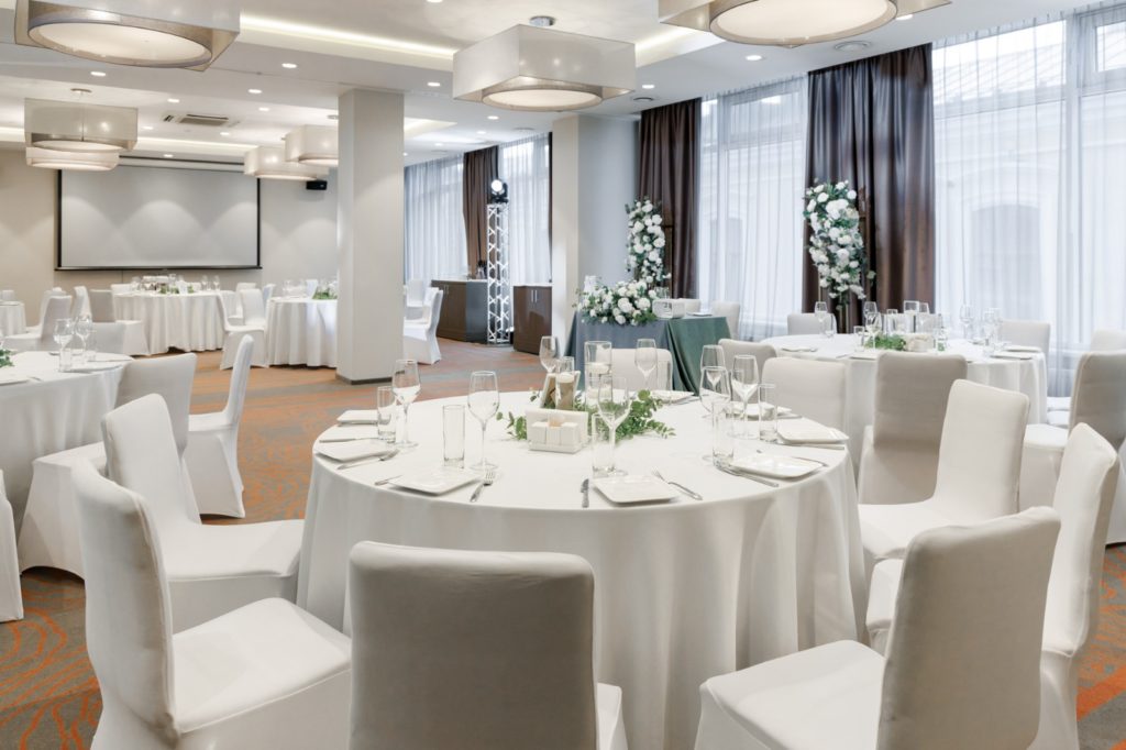 Банкет в январе: это выгодно!